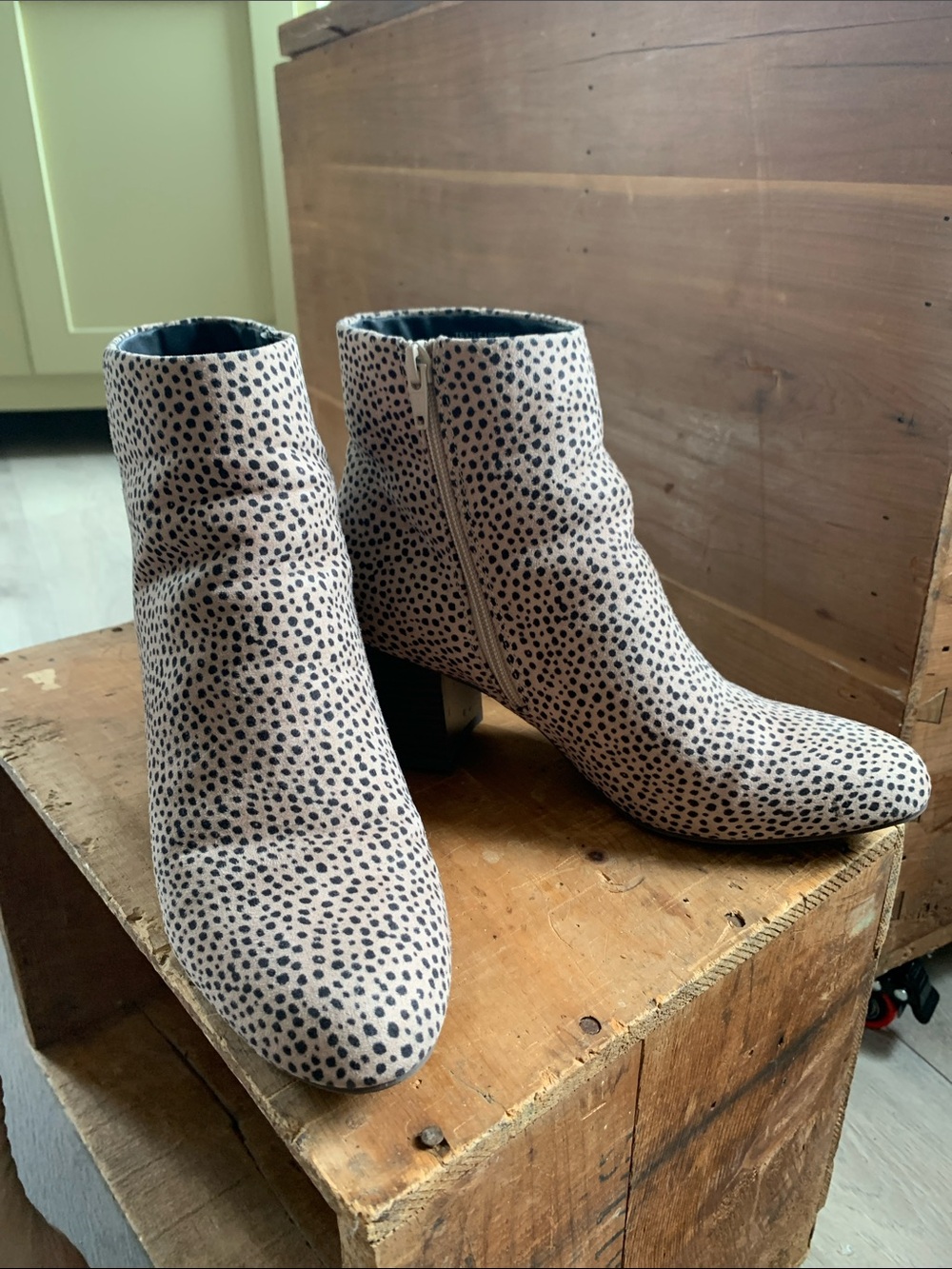 Women's Spotted Ankle Boots - Beige and Black